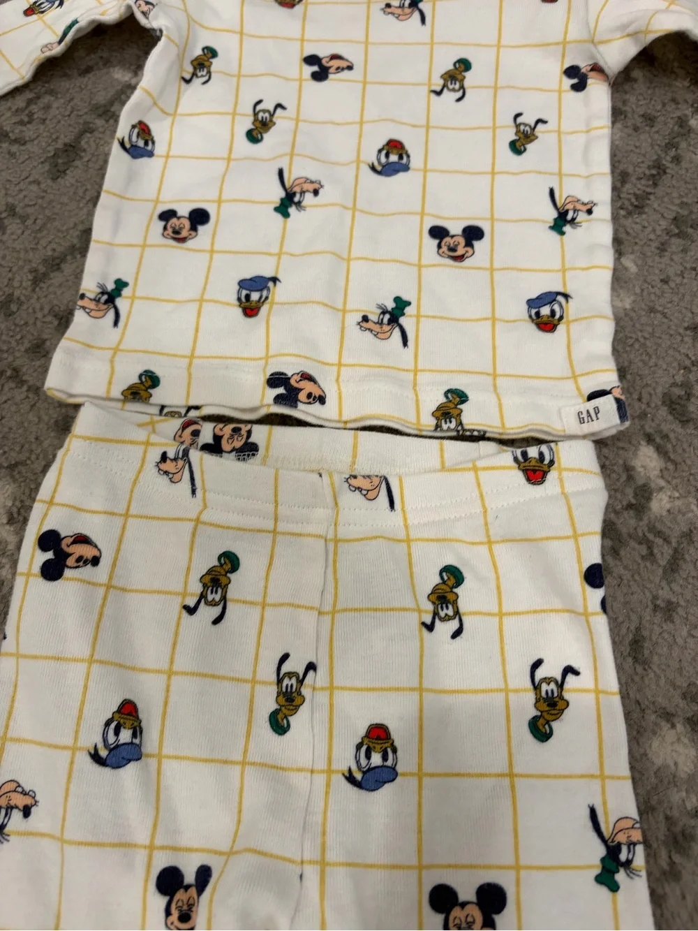 Baby GAP Disney Kids' Mickey Mouse & Friends Cream Grid Pajama Set 6-12m Organic